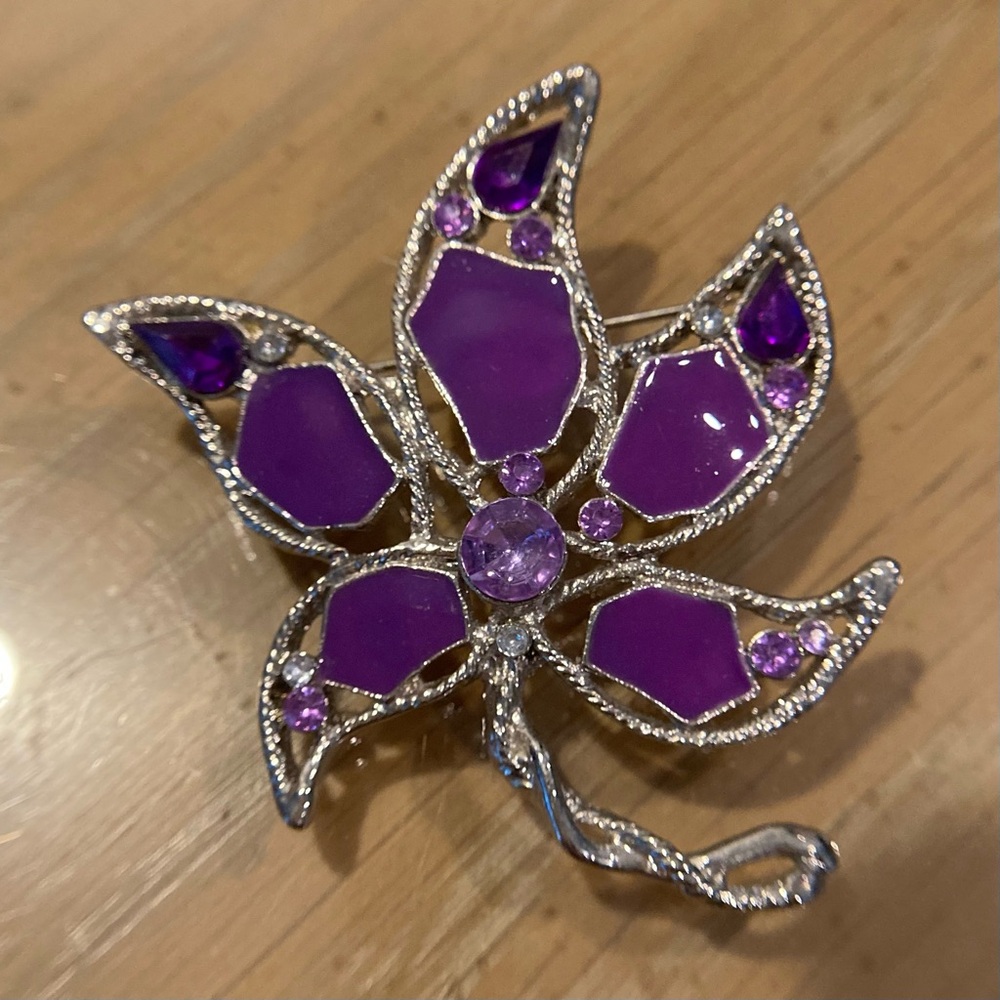 Vintage large 70s brooch, Purple Violet enamel and rhinestones.